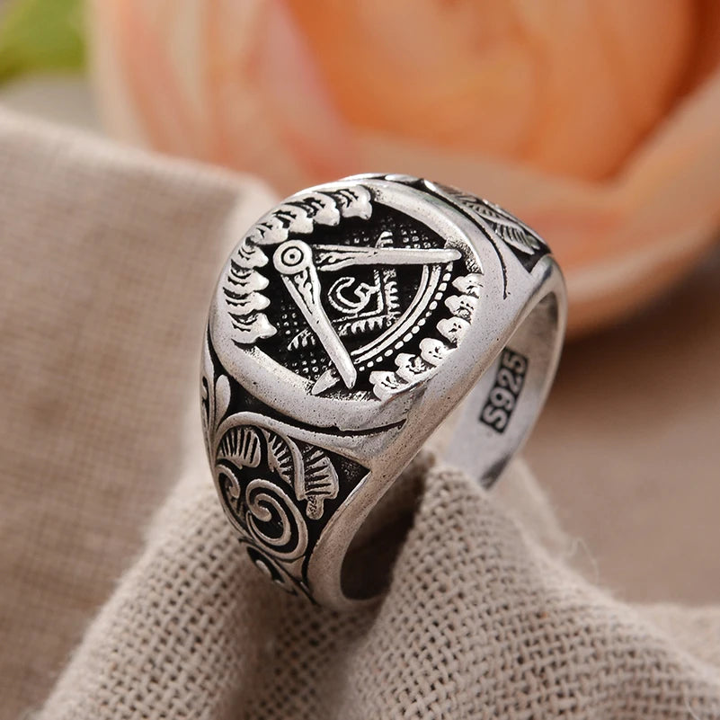 Master Mason Blue Lodge Masonic Stainless Steel Ring - Silver