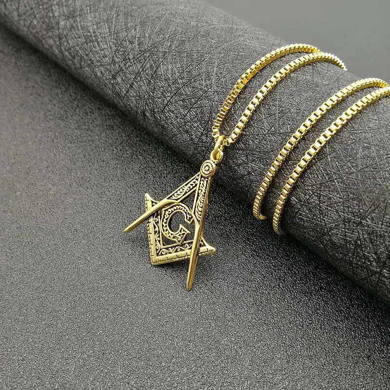Master Mason Blue Lodge Masonic Necklace - Gold